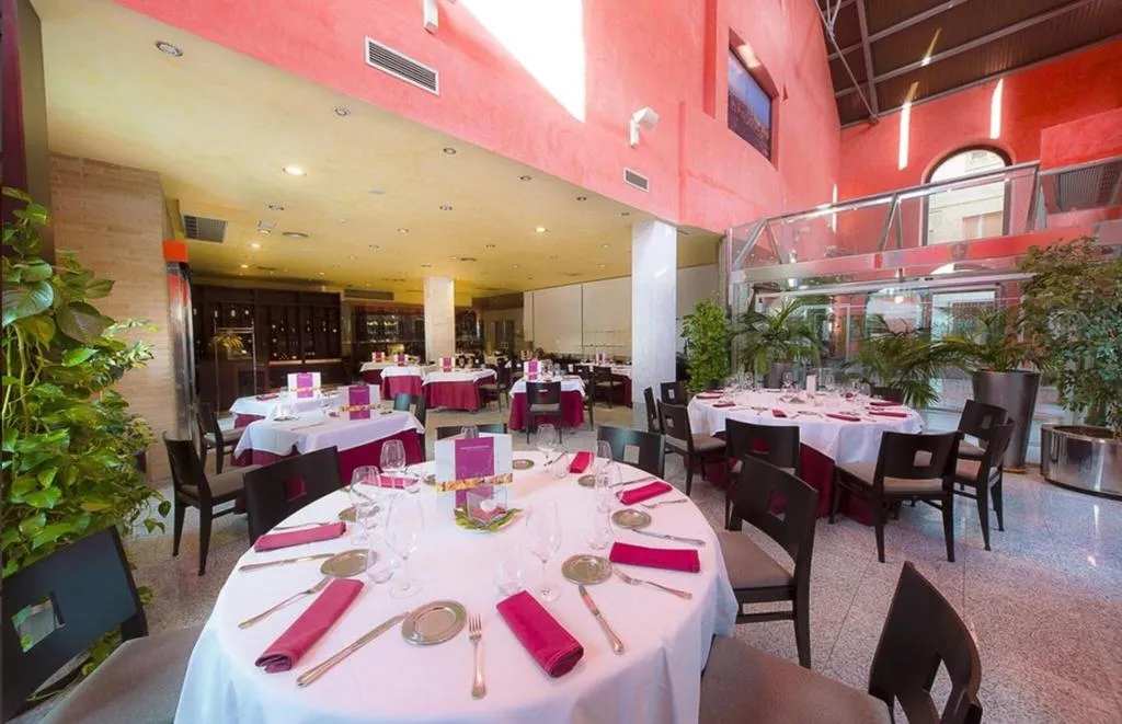 Restaurant, San Juan de los Reyes, Madrid