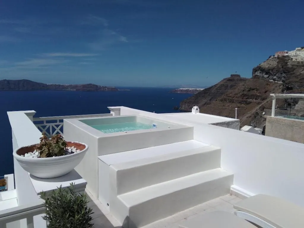 Room, Iriana Suites, Santorini