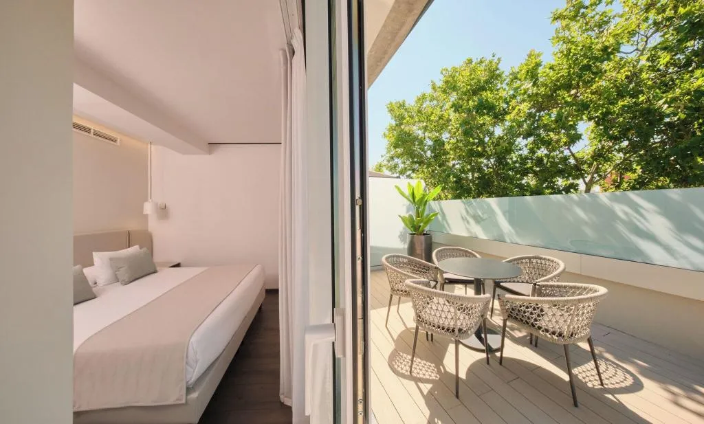 Terrace, 1881 Madrid Ventas Hotel, Madrid