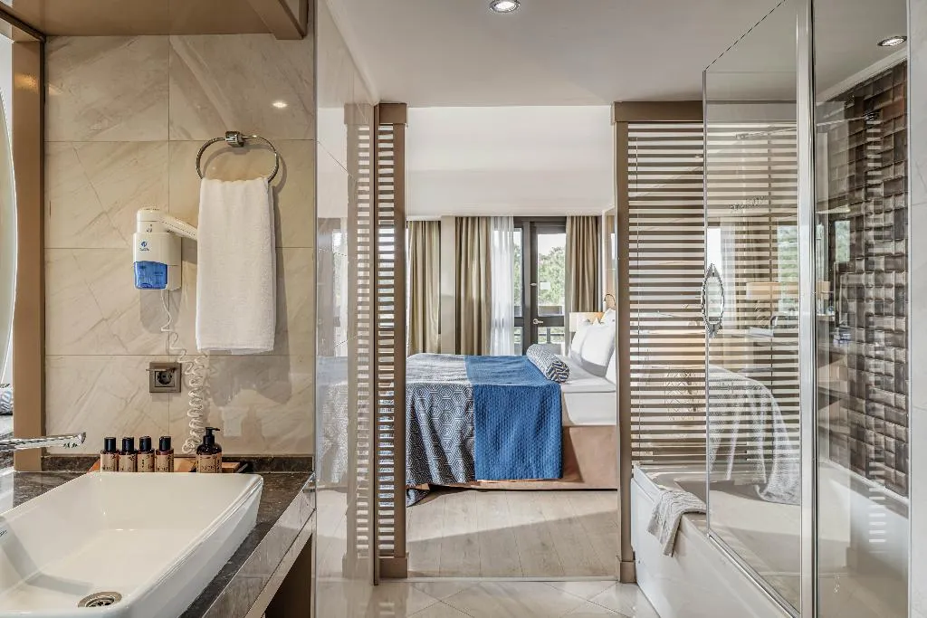 JUNIOR SUITE SEA VIEW Room, Balmy Foresta, Antalya