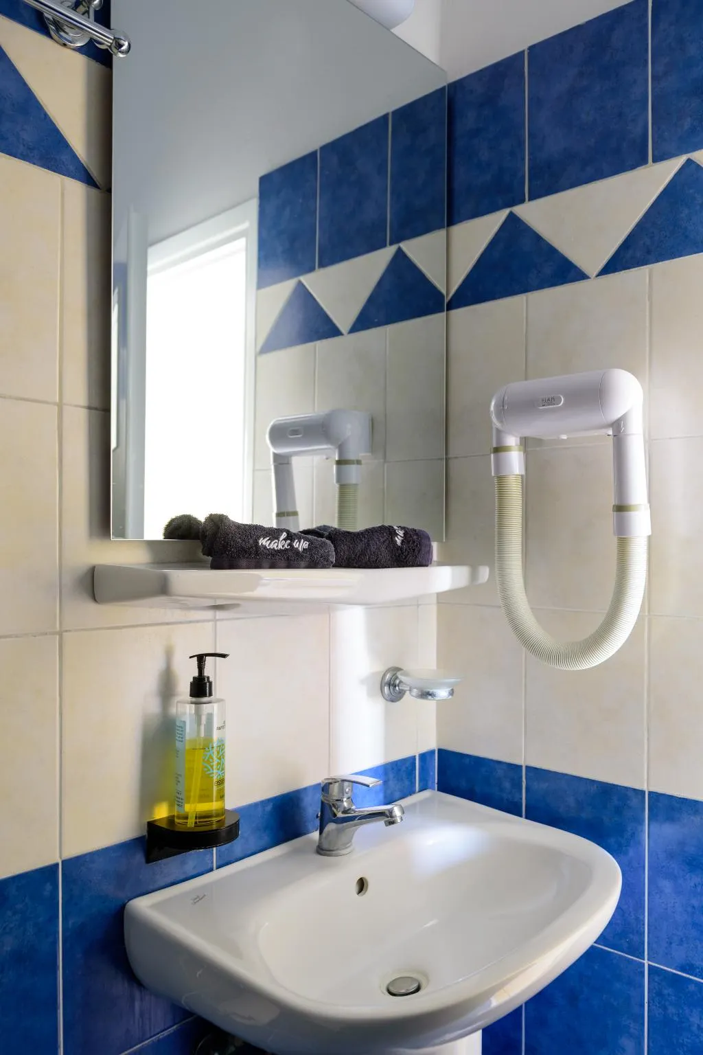 Double or Twin STANDARD Room, Karidis, Santorini