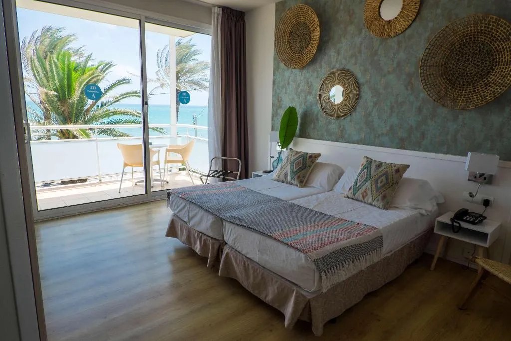 Room, Subur Maritim, Costa Brava