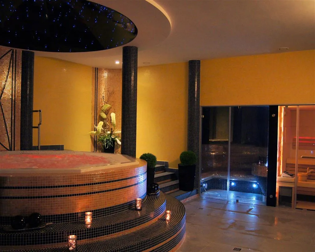 Sports and Entertainment, BEST WESTERN PLUS Business Faltom Hotel, Gdansk