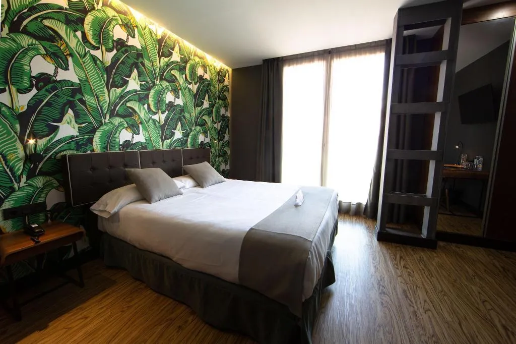 DOUBLE TWO BEDS Room, Málaga Premium Hotel, Costa Del Sol