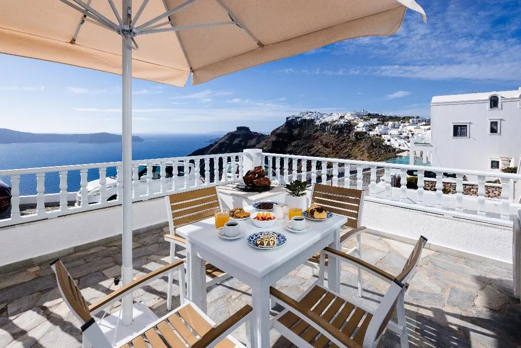 JUNIOR SUITE SEA VIEW WITH BALCONY Room, Nevma Suites, Santorini