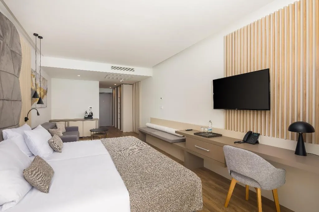 DOUBLE LUXURY Room, Aminess Laurel Khalani Hotel, Split