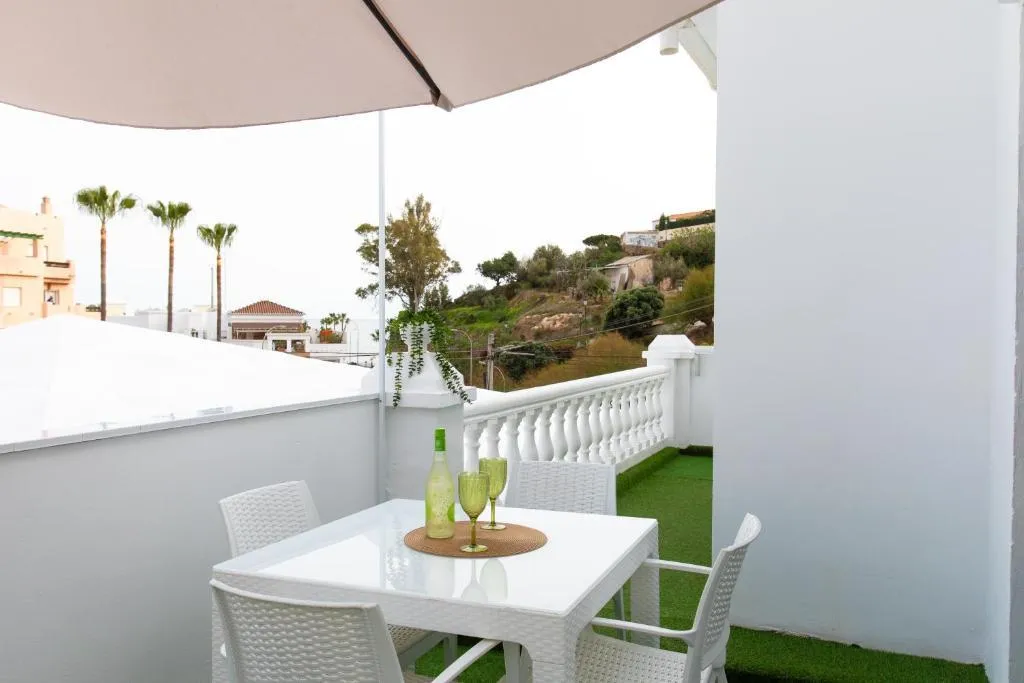 APARTMENT OCEAN VIEW TWO BEDROOMS Room, Boutique Rooms Playa Burriana, Costa Del Sol