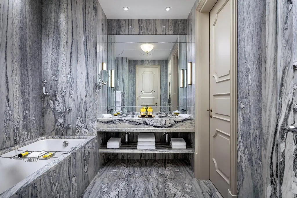 SUITE KING SIZE BED Room, The Gritti Palace, a Luxury Collection Hotel, Venice