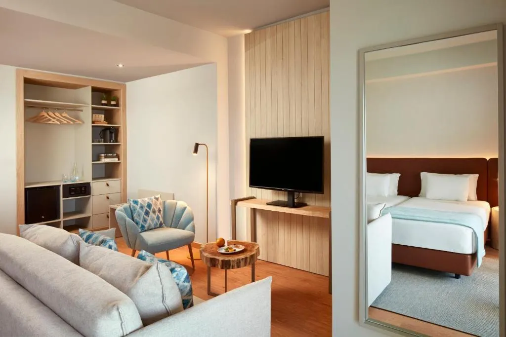 Double or Twin SUPERIOR SEA VIEW Room, Dom Jose Beach Hotel, Algarve