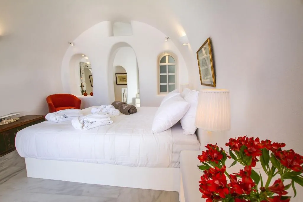 Room, Oia Mare Villas, Santorini