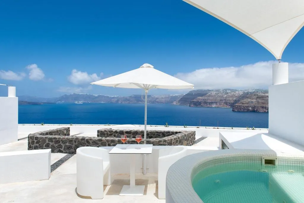 Terrace, Avant Garde Suites, Santorini