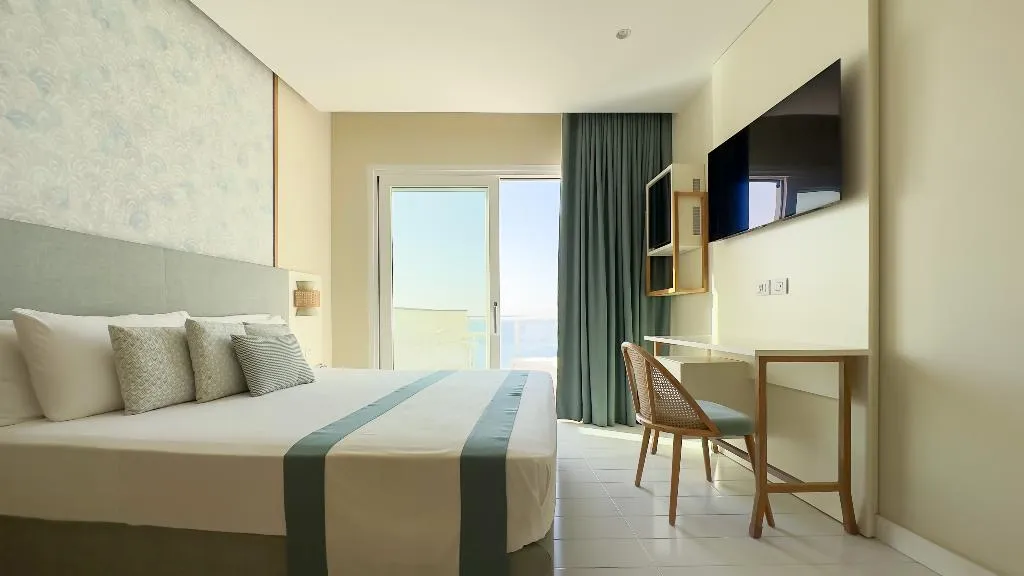 SUITE ONE BEDROOM ONE BATHROOM Room, Giosue' a Mare, Naples