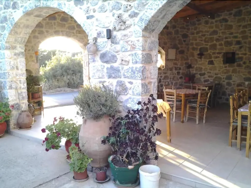 General view, Windy Place, Crete