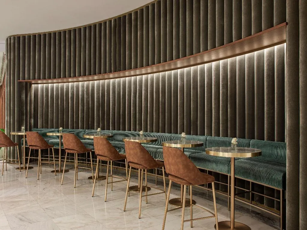 Bar, Hotel Colón Gran Meliá, Seville