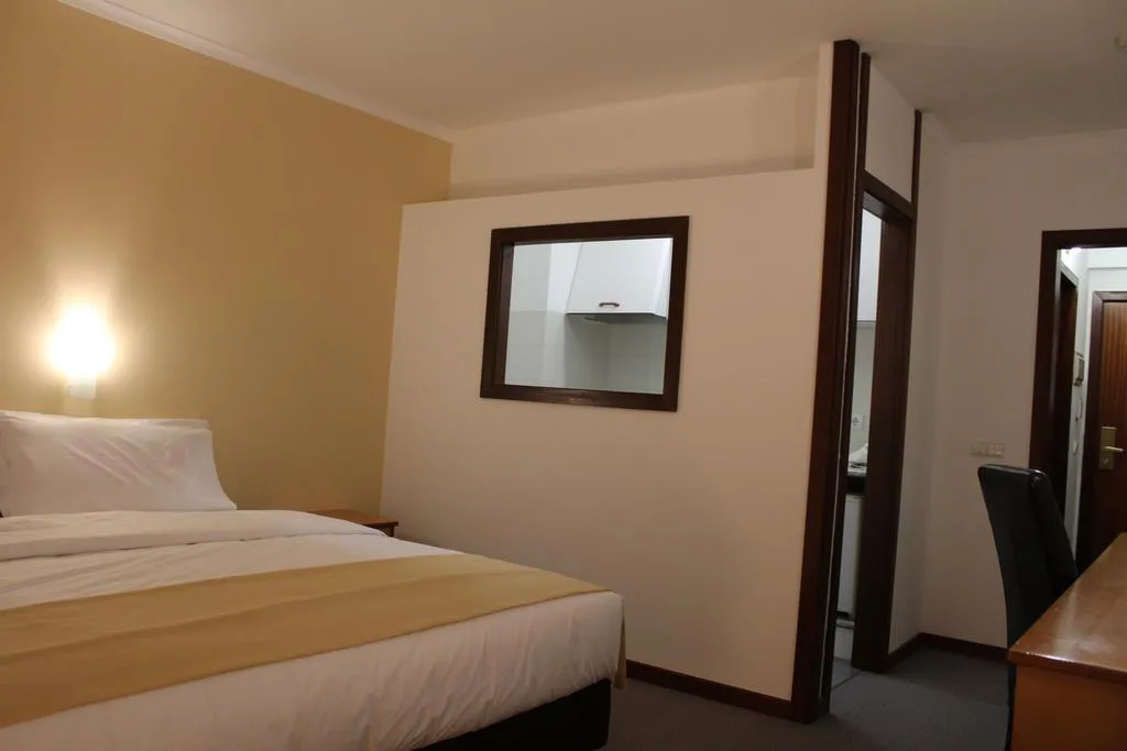 SINGLE CLASSIC Room, Estoril 7, Lisbon