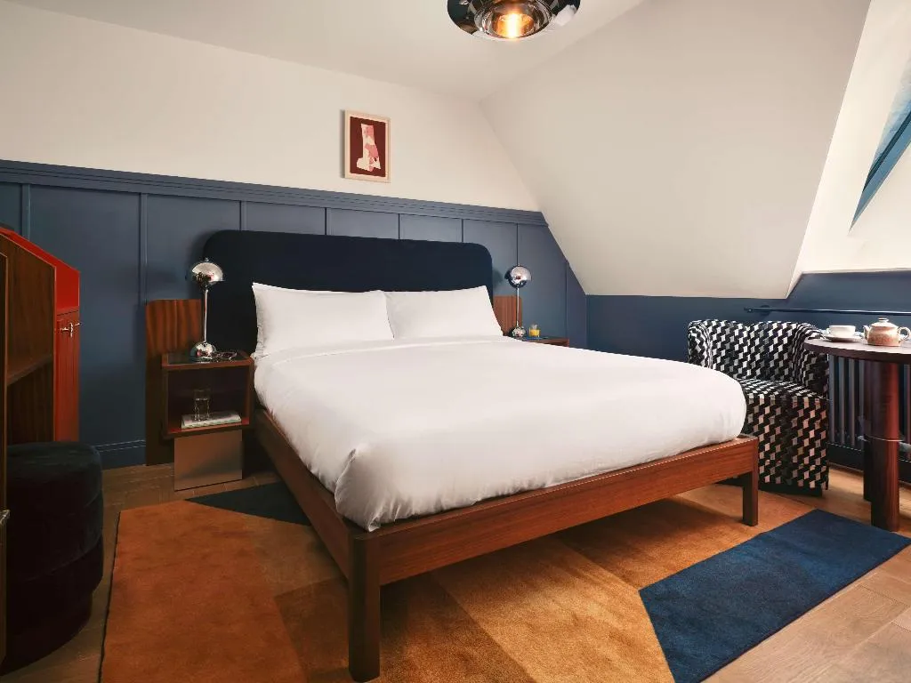 Room, The Hoxton Lloyd Amsterdam, Amsterdam