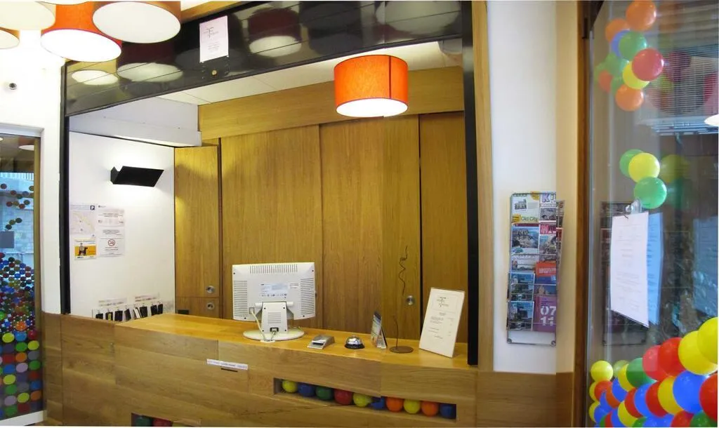 Lobby, Hostal Athenas, Barcelona