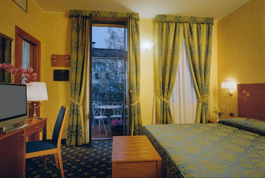General view, Boutique Hotel Dieci, Milan