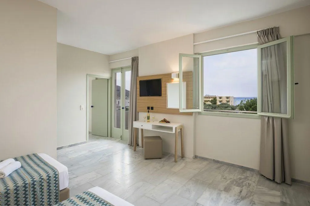 DOUBLE SUPERIOR Room, Summer Beach, Crete