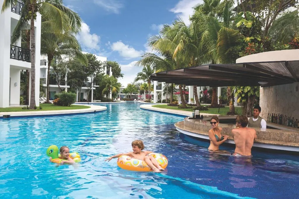 Sports and Entertainment, The Fives Travelers At The Fives Beach By Ypj All, Playa Del Carmen