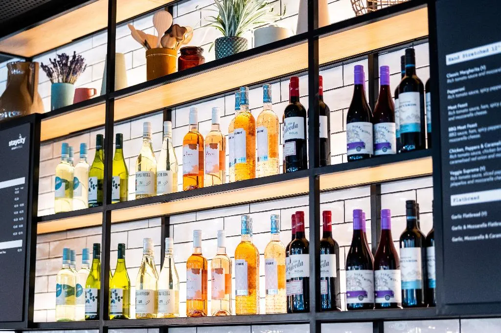 Bar, Staycity Aparthotels Dublin City Centre, Dublin