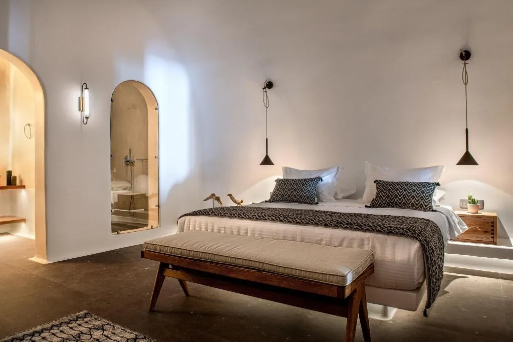 Room, Victoria Caves, Santorini