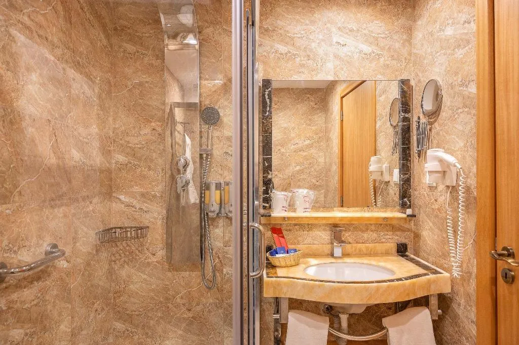 STUDIO DELUXE Room, Grand Muthu Forte da Oura, Algarve