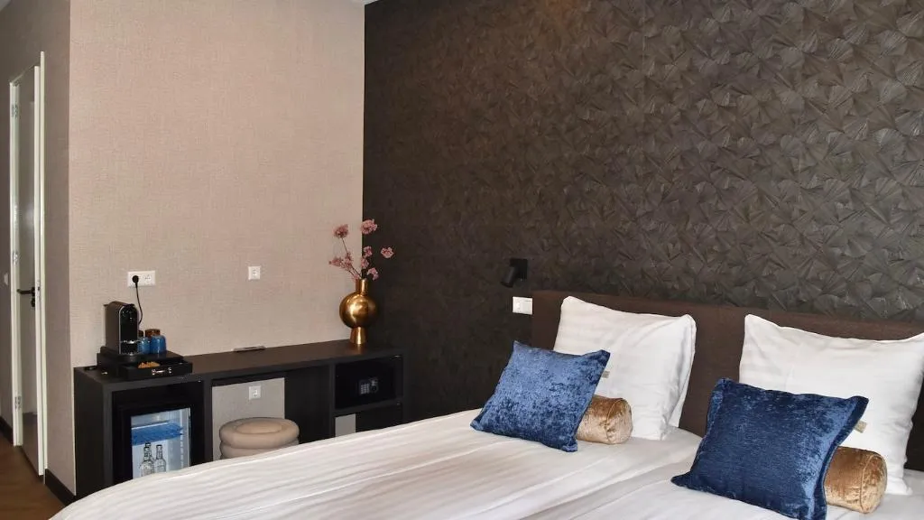 TWIN STANDARD Room, Hotel Twenty Three, Amsterdam