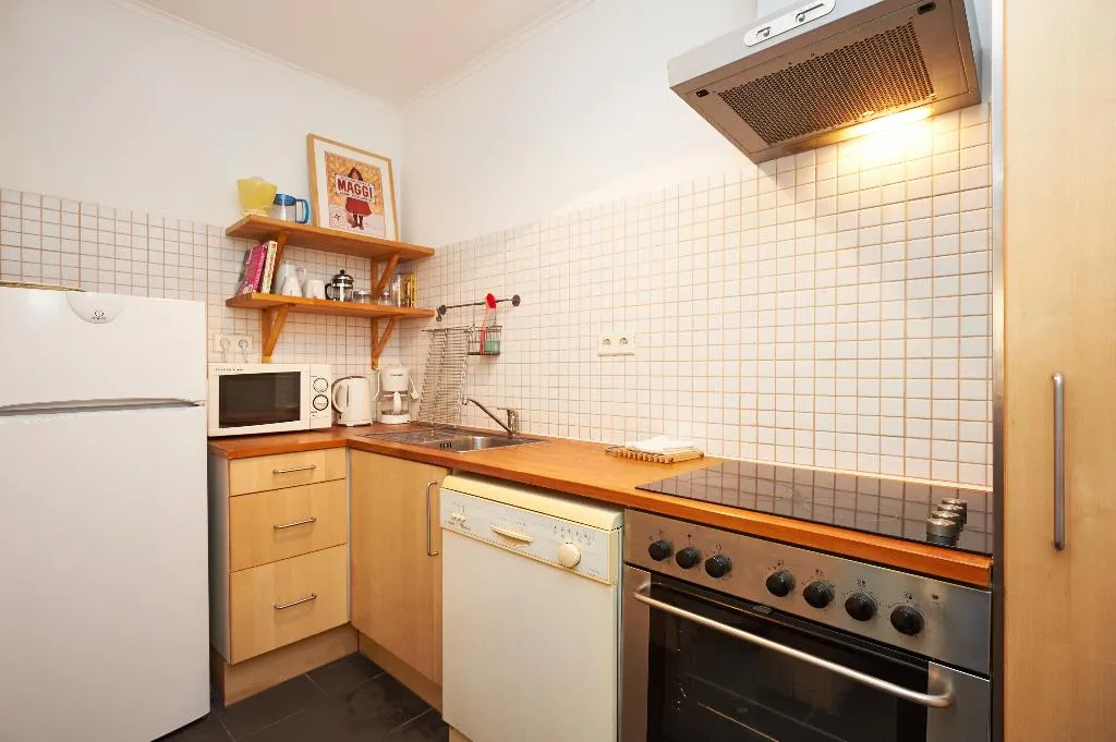 APARTMENT ONE BEDROOM Room, Hello Lisbon Principe Real Apartments, Lisbon