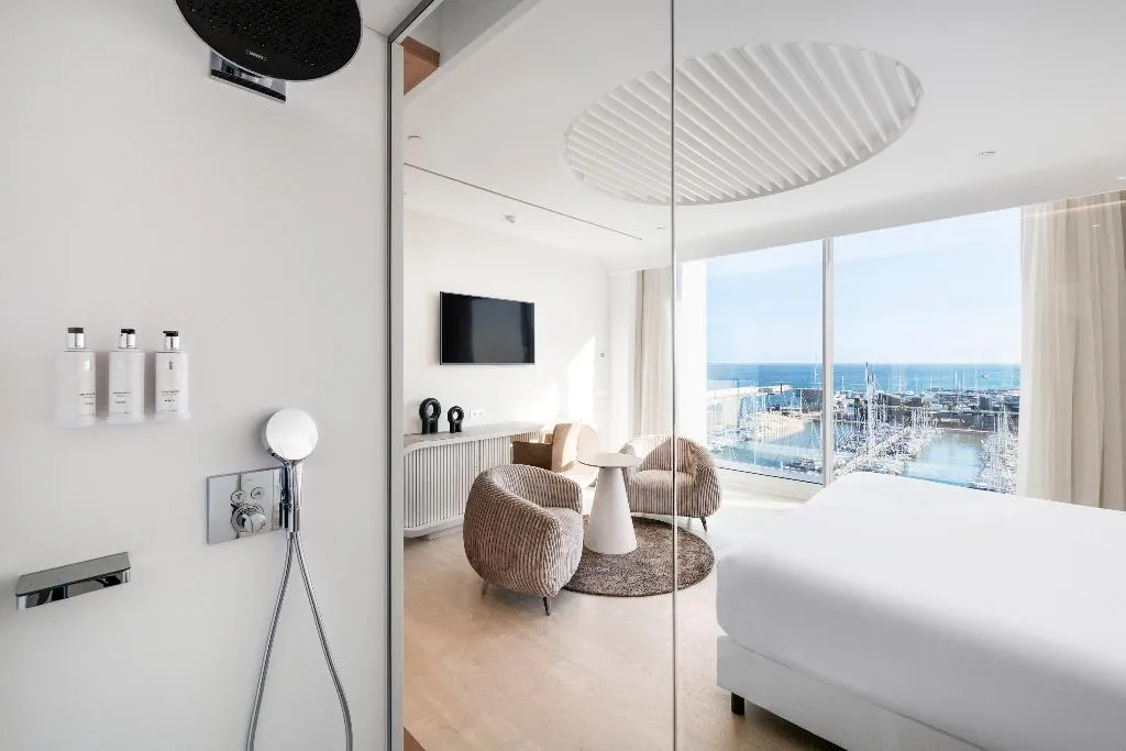DOUBLE SINGLE USE DELUXE Room, Hotel Marina Badalona, Barcelona