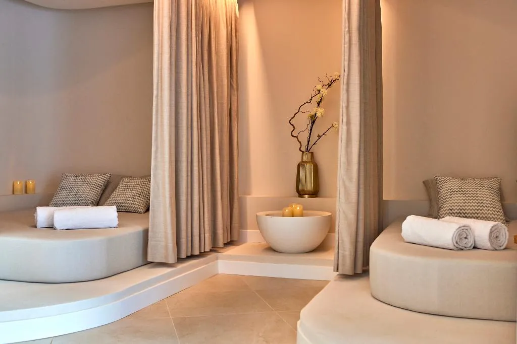 Sports and Entertainment, Universal Gran Leon and Spa, Majorca