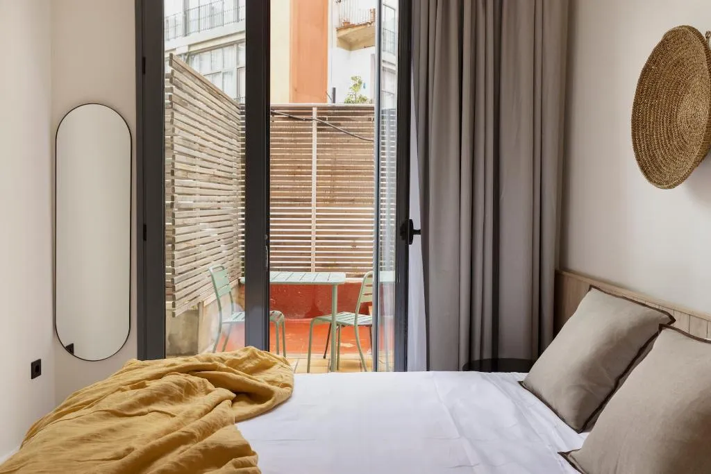 APARTMENT WITH TERRACE Room, Libere Barcelona Sant Antoni, Barcelona