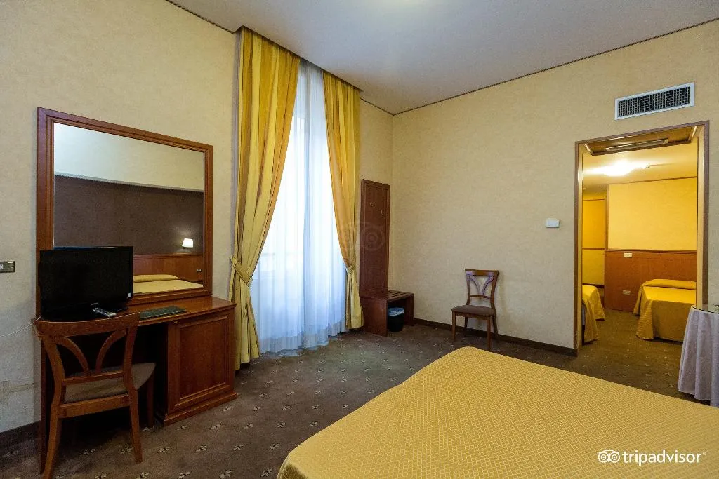 QUADRUPLE STANDARD Room, Virgilio, Rome