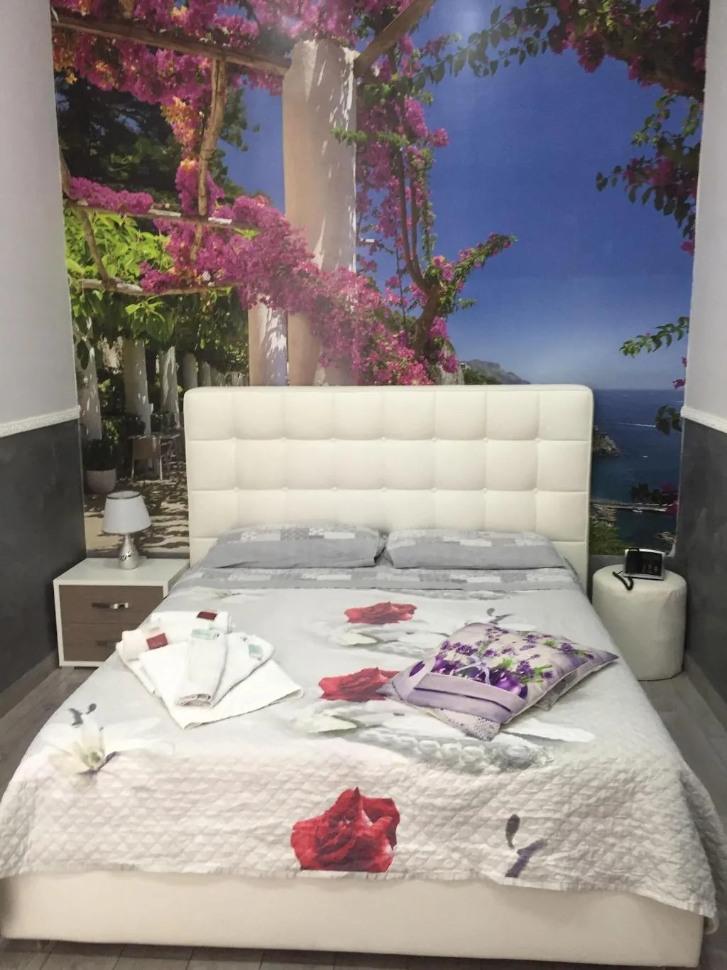 Room, B&B Panorama, Naples