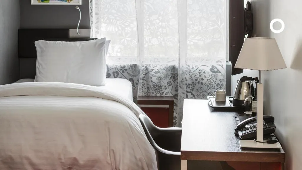 SINGLE DELUXE Room, Center Hotels Arnarhvoll, Reykjavik