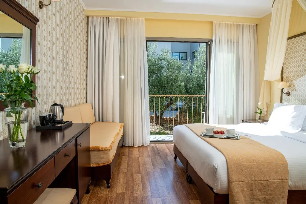 TRIPLE STANDARD Room, Halepa Hotel, Crete
