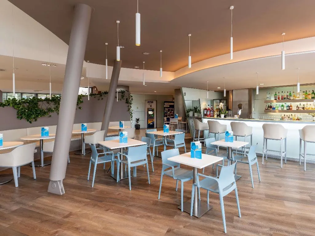 Bar, Novotel Venezia Mestre Castellana, Venice
