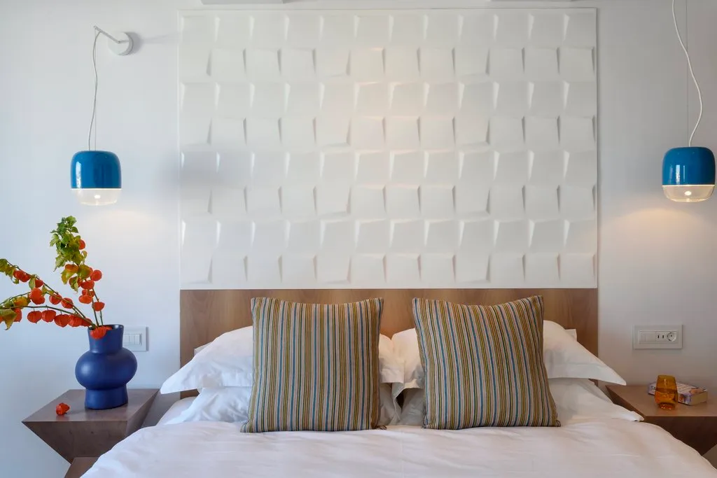 Double or Twin DELUXE SIDE SEA VIEW Room, Myconian Korali Relais & Chateaux, Mykonos