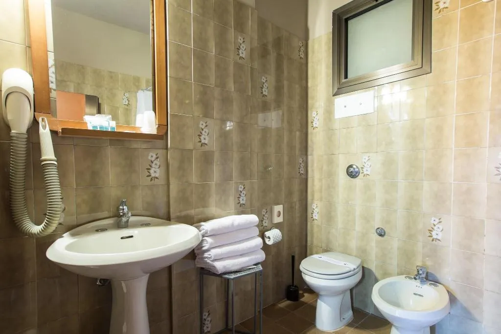 TWIN STANDARD Room, Ariston, Venice