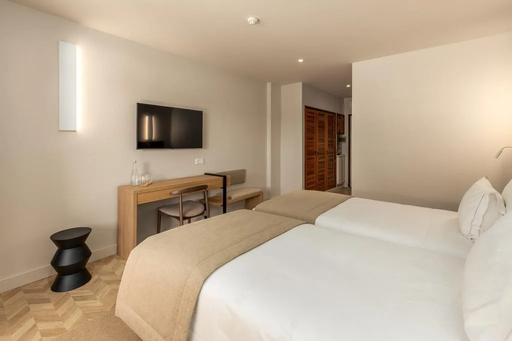 TWIN GARDEN VIEW WITH BALCONY Room, Belavista da Luz, Algarve