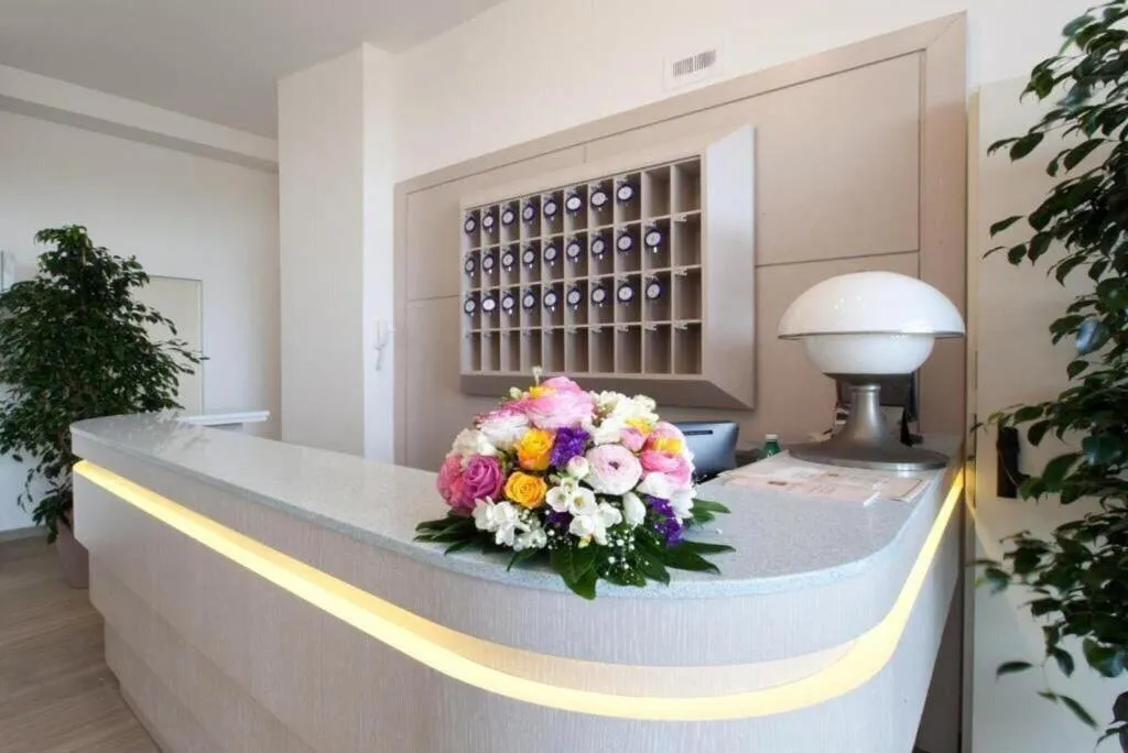 Lobby, Hotel Britannia, Naples