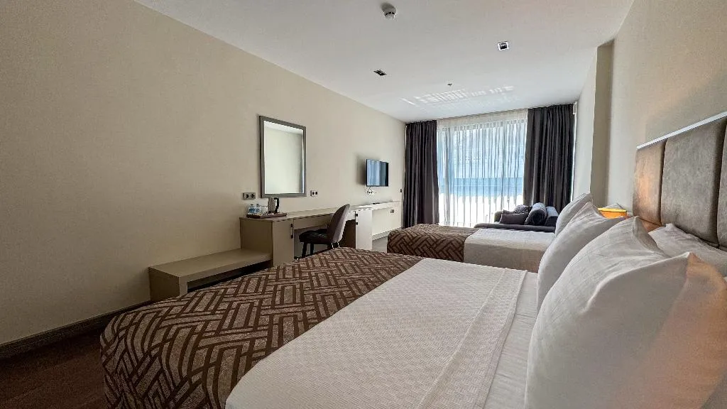 TRIPLE STANDARD Room, Alice Hotel Antalya, Antalya