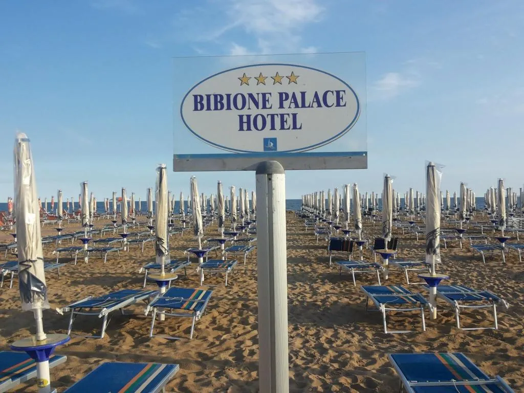 Beach, Bibione Palace Suite Hotel, Venice