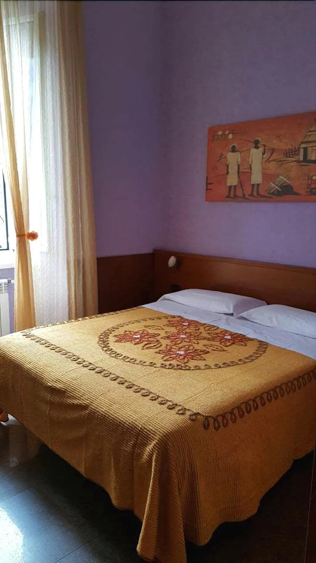 Room, Tagliaferri Lucia, Naples