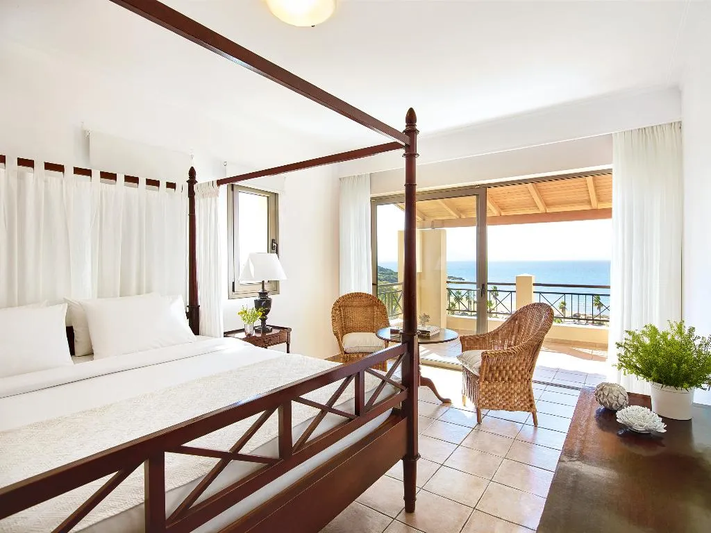 FAMILY ROOM SEA VIEW Room, Grecotel LUXME Oasis, Athens