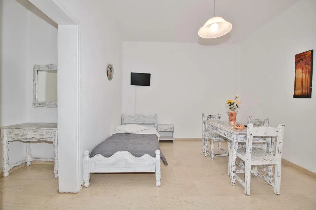 APARTMENT ONE BEDROOM Room, Ira Apartments, Santorini