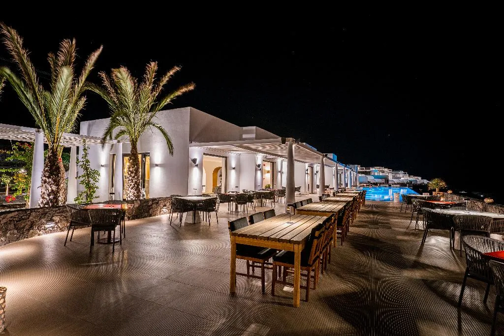 General view, Cresanto Luxury Suites Santorini, Santorini