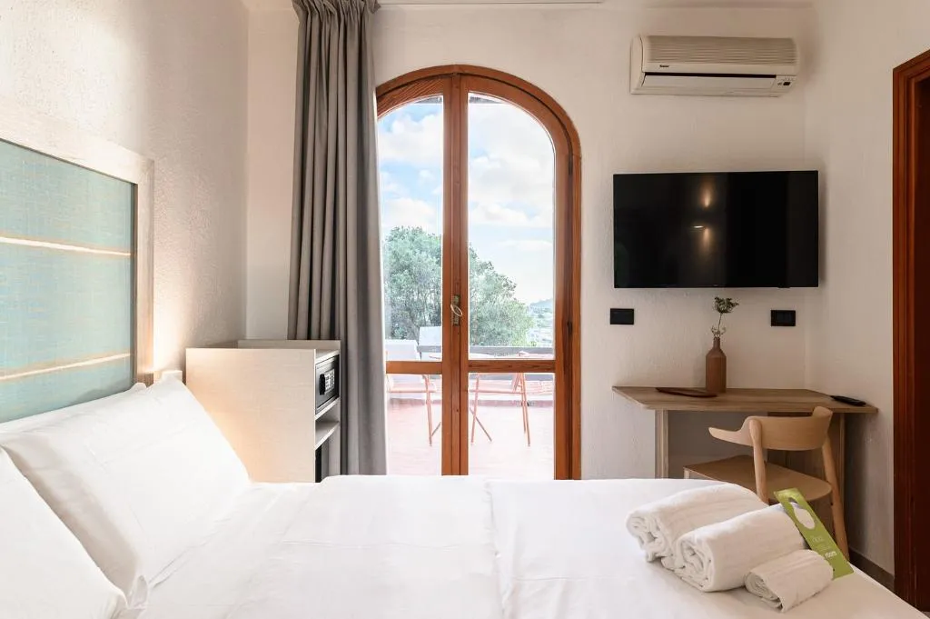 DOUBLE STANDARD Room, B&B HOTEL - ISCHIA San Nicola, Naples