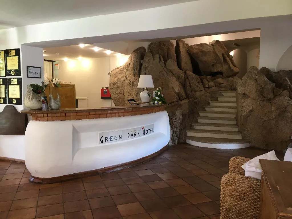 Lobby, Swadeshi Green Park Hotel, Olbia