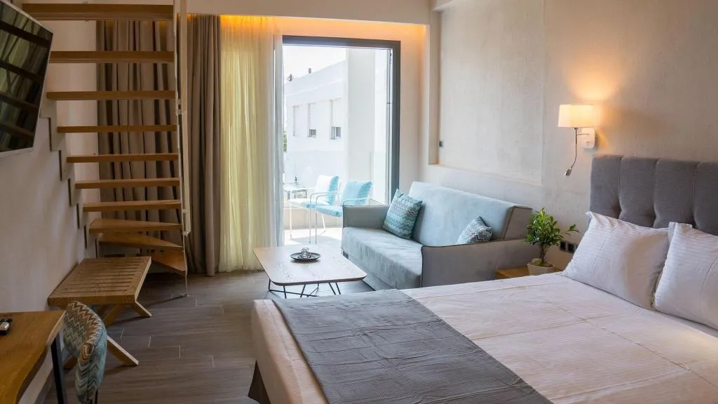 Room, Costa Domus Blue Luxury Apartments, Thessaloniki